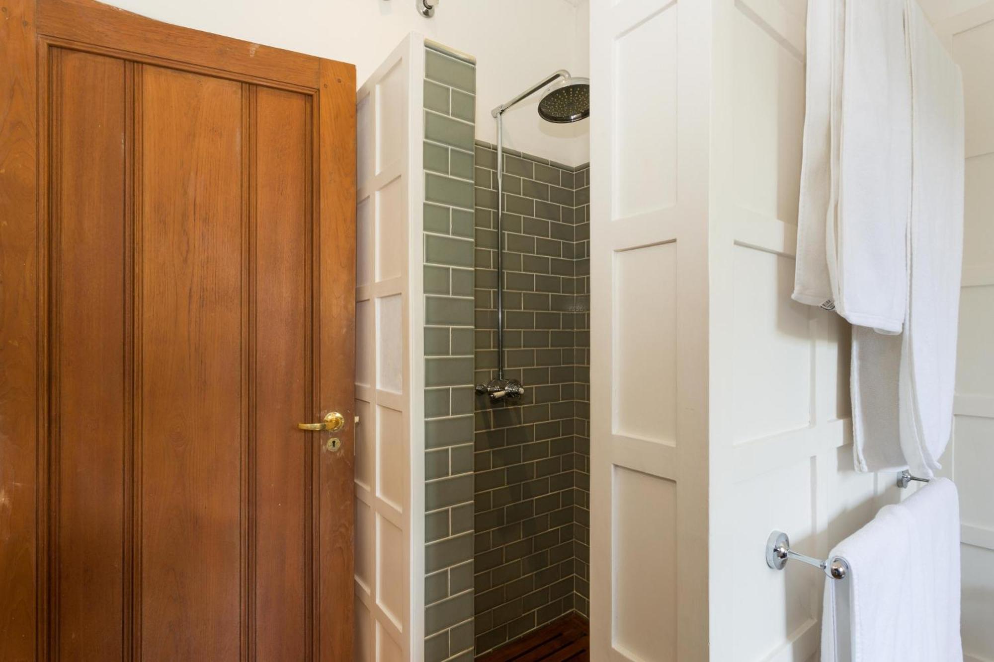 The Planters House Hotel Koslanda Bagian luar foto